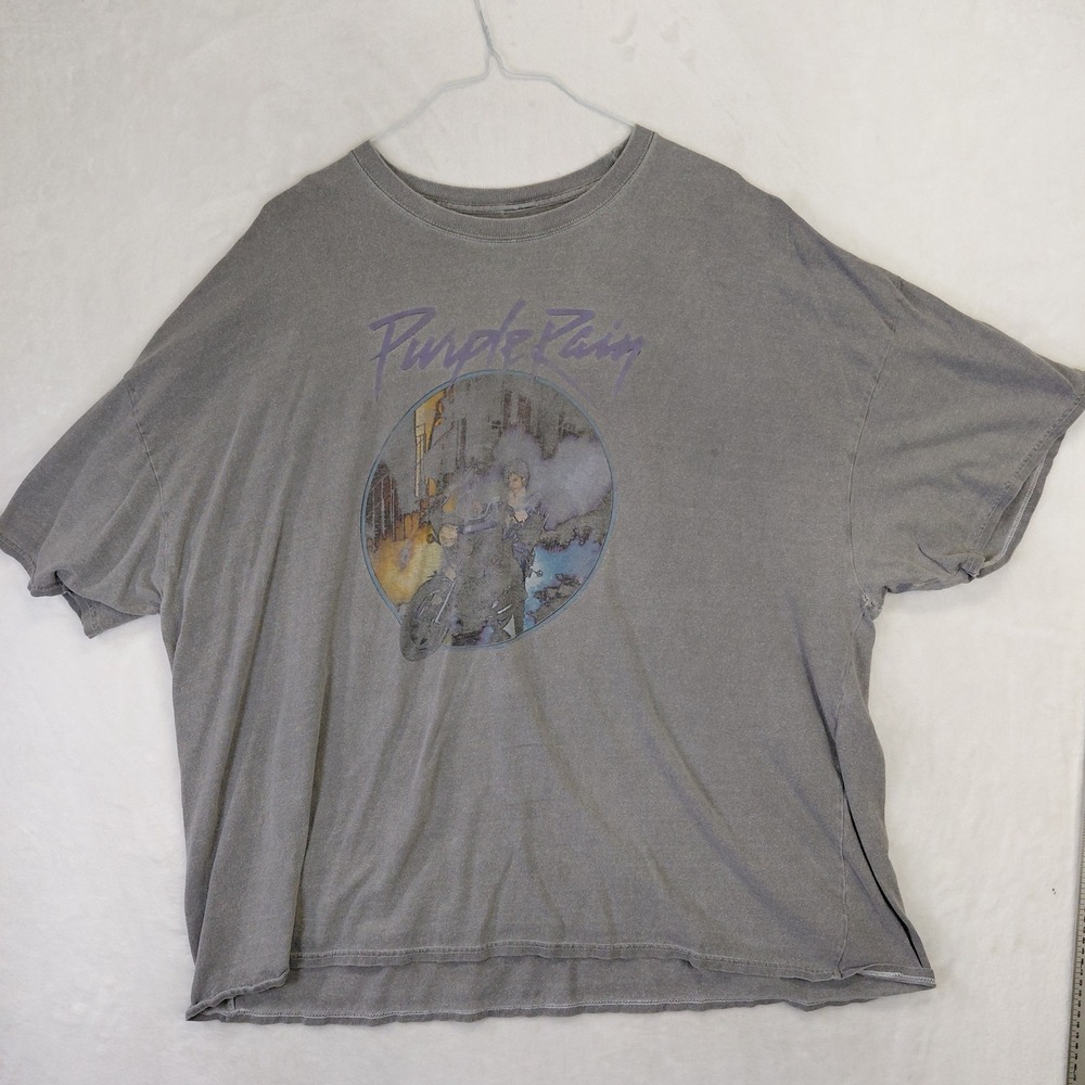 Prince Purple Rain Graphic T-Shirt Mens Gray Distressed Vintage Style Tee